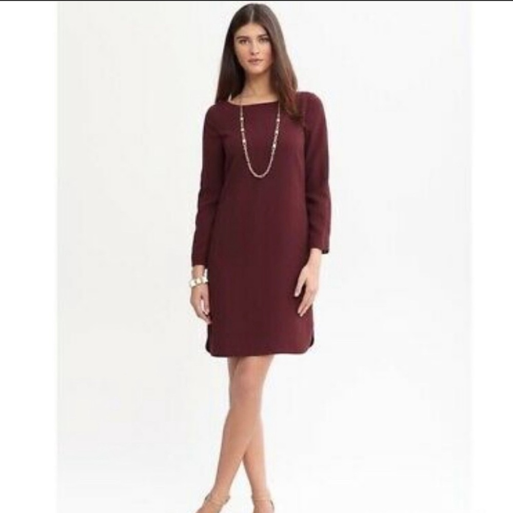 Banana Republic size 2 Maroon classy dress